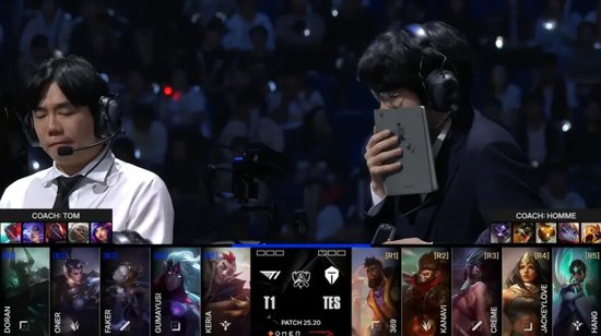 斯库特维克托的辉煌进化造成了爆炸性伤害。老贼和飞机无敌。 JD Gaming 击败了皇家蓝队