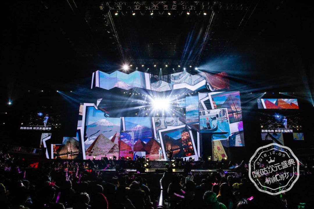 外媒发布了2022夏季赛第十二周的全球战队战力排行，GENG第一，JDG第二