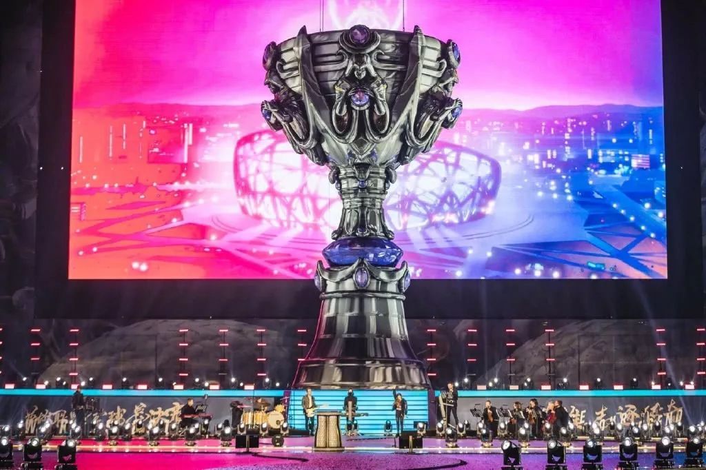 Meiko 采访：对阵 FNC 我们下路进攻性强一点，会打得比较好